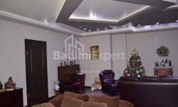 Квартира 5-комн 160 м² - Юрьевская, Батуми