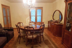 Квартира 4-комн 120 м² - Юрьевская, Батуми
