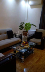 Квартира 3-комн 77 м² - Юрьевская, Батуми