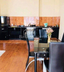 Квартира 3-комн 94 м² - Руставели, Батуми