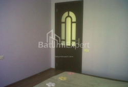 Квартира 3-комн 80 м² - Юрьевская, Батуми