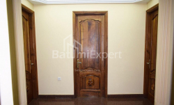 Квартира 4-комн 120 м² - Зураба Горгиладзе, Батуми