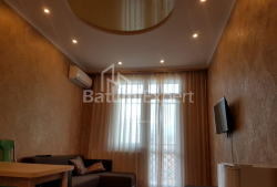 Квартира 2-комн 34 м² - Вахтанга Горгасали, Батуми