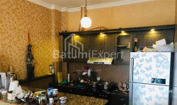 Квартира 4-комн 95 м² - Юрьевская, Батуми