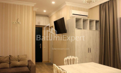 Квартира 2-комн 43 м² - Вахтанга Горгасали, Батуми