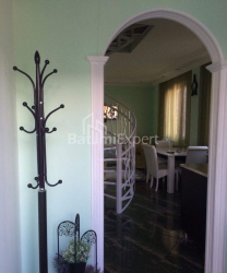 Квартира 4-комн 136 м² - Юрьевская, Батуми