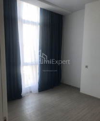 Квартира 3-комн 58 м² - Нико Пиросмани, Батуми