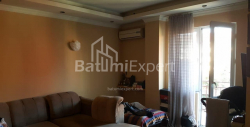 Квартира 2-комн 71 м² - Зураба Горгиладзе, Батуми