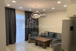 Квартира 2-комн 56 м² - Юрьевская, Батуми
