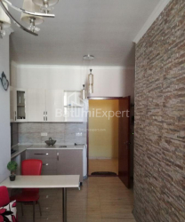 Квартира 2-комн 46 м² - Юрьевская, Батуми