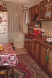 Квартира 3-комн 80 м² - Юрьевская, Батуми