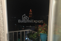 Квартира 3-комн 90 м² - Зураба Горгиладзе, Батуми