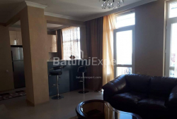 Квартира 3-комн 67 м² - Юрьевская, Батуми