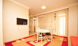 Квартира 3-комн 115 м² - Руставели, Батуми