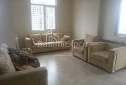 Квартира 2-комн 62 м² - Юрьевская, Батуми