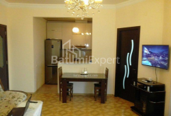 Квартира 3-комн 73 м² - Михаила Лермонтова, Батуми