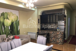 Квартира 4-комн 118 м² - 26 мая, Батуми