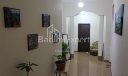 Квартира 8-комн 210 м² - Николоза Бараташвили, Батуми