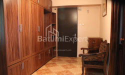 Квартира 4-комн 98 м² - 26 мая, Батуми