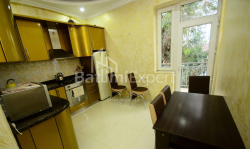 Квартира 4-комн 95 м² - Нико Пиросмани, Батуми