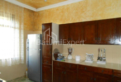 Квартира 9-комн 240 м² - Юрьевская, Батуми