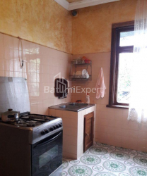 Квартира 9-комн 240 м² - Юрьевская, Батуми