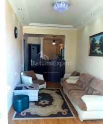 Квартира 3-комн 64 м² - Петра Багратиони, Батуми