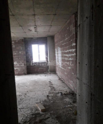 Квартира 3-комн 75 м² - Юрьевская, Батуми