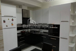 Квартира 4-комн 70 м² - Юрьевская, Батуми