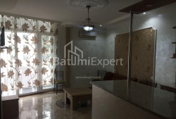 Квартира 3-комн 60 м² - Шерифа Химшиашвили, Батуми