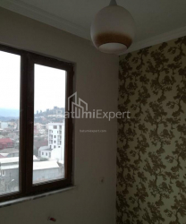 Квартира 3-комн 44 м² - Петра Меликишвили, Батуми