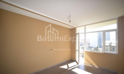 Квартира 3-комн 75 м² - Ильи Чавчавадзе, Батуми