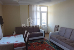 Квартира 4-комн 76 м² - Петра Меликишвили, Батуми