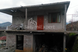 Квартира 3-комн 209 м² - Юрьевская, Батуми