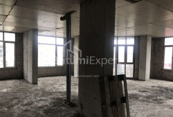 Квартира 5-комн 120 м² - Ильи Чавчавадзе, Батуми