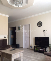 Квартира 4-комн 95 м² - Шерифа Химшиашвили, Батуми