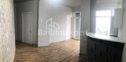 Квартира 3-комн 48 м² - Петра Багратиони, Батуми