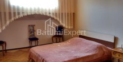 Квартира 4-комн 120 м² - Зураба Горгиладзе, Батуми