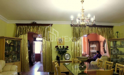 Квартира 5-комн 135 м² - Юрьевская, Батуми