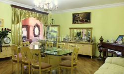 Квартира 5-комн 135 м² - Юрьевская, Батуми