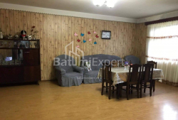 Квартира 4-комн 140 м² - Юрьевская, Батуми