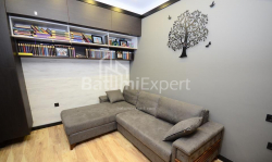 Квартира 3-комн 100 м² - Зураба Горгиладзе, Батуми