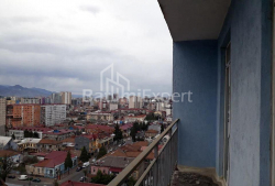 Квартира 3-комн 70 м² - Юрьевская, Батуми