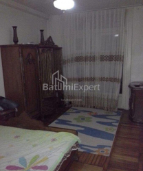 Квартира 4-комн 80 м² - Петра Меликишвили, Батуми