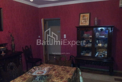 Квартира 4-комн 88 м² - Юрьевская, Батуми