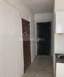 Квартира 1-комн 28 м² - Ангиса, Батуми