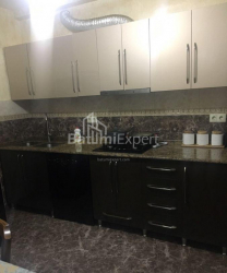 Квартира 3-комн 80 м² - Юрьевская, Батуми