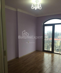 Квартира 3-комн 74 м² - Юрьевская, Батуми