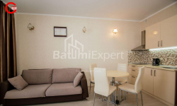 Квартира 2-комн 43 м² - Шерифа Химшиашвили, Батуми