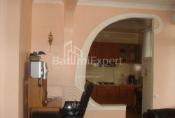 Квартира 3-комн 116 м² - Юрьевская, Батуми